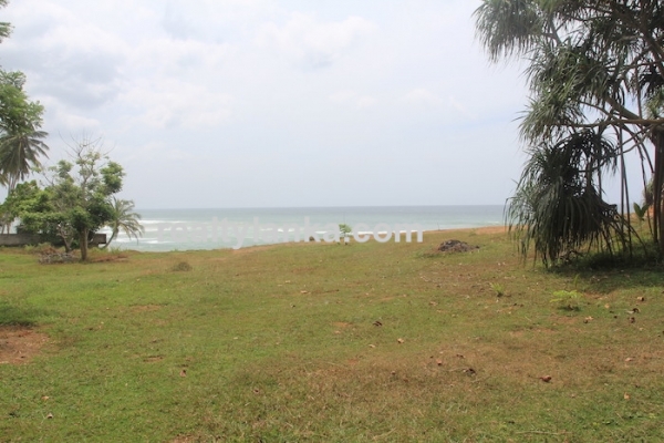 Elevated Beach Property In Dickwella